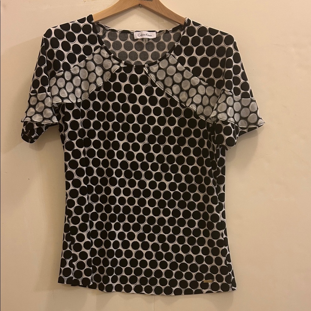 Calvin Klein Black and Gray Polka Dot Short Sleeve Tee